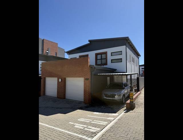2 BEDROOM DUPLEX FOR SALE IN BRYANSTON